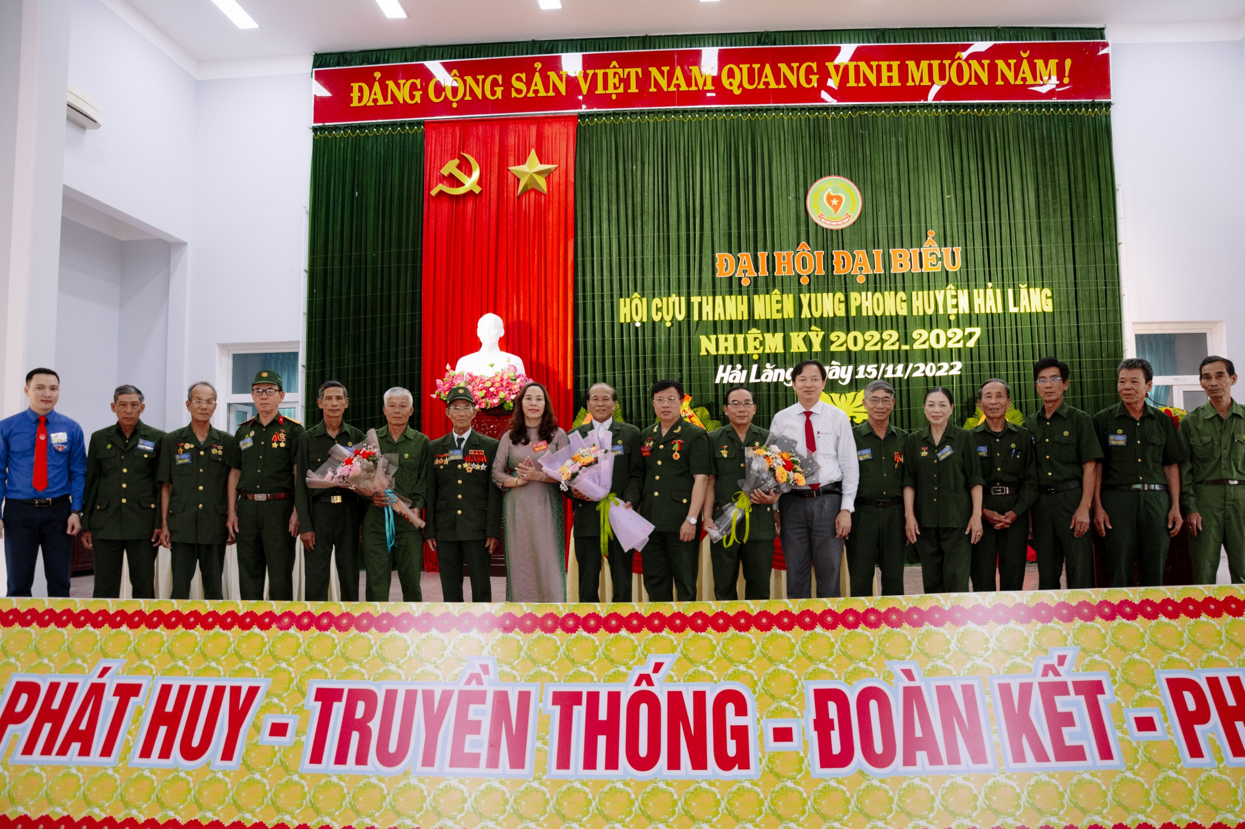 BCH Hội CTNXP huyện Hải Lăng, nhiệm kỳ 2022-2027 ra mắt nhận nhiệm vụ