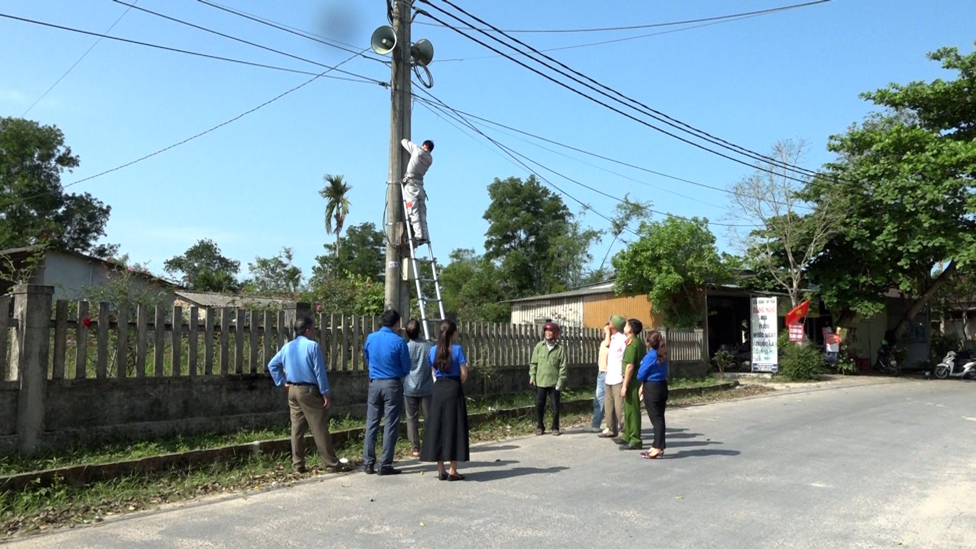 Camera giám sát an ninh góp phần giữ bình yên thôn xóm