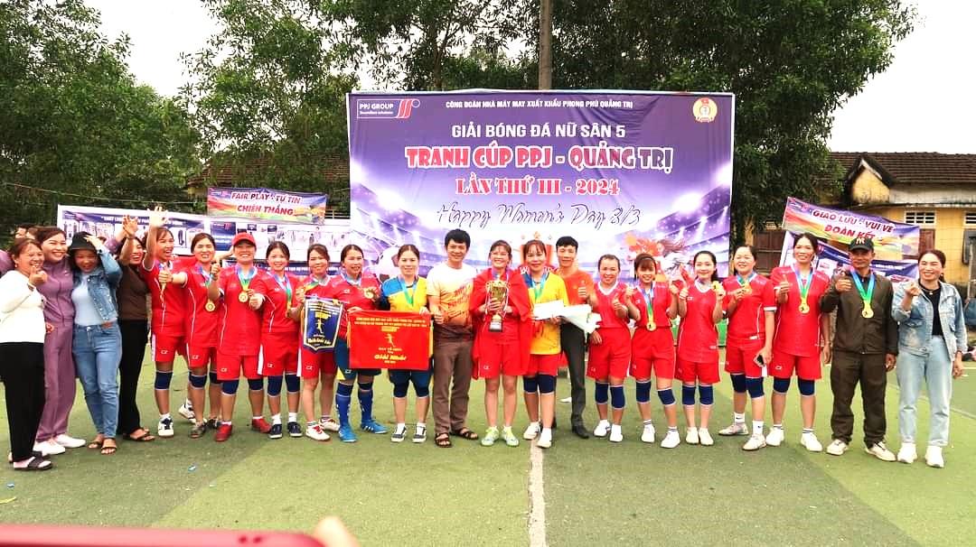 Hải Lăng: Công đoàn cơ sở Nhà máy May xuất khẩu Phong Phú Quảng Trị tổ chức giải Bóng đá nữ