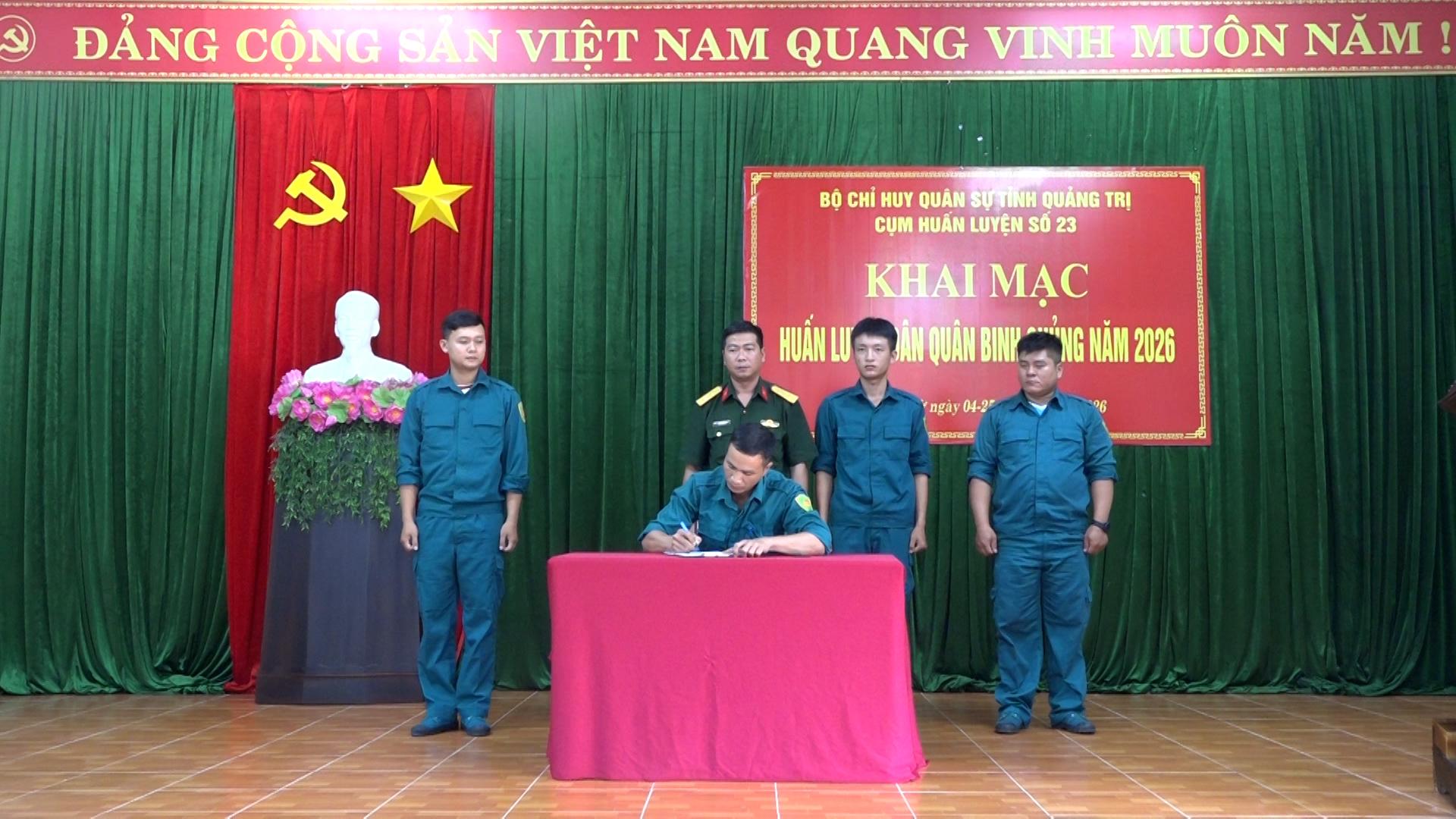 Khai mạc huấn luyện dân quân binh chủng năm 2026