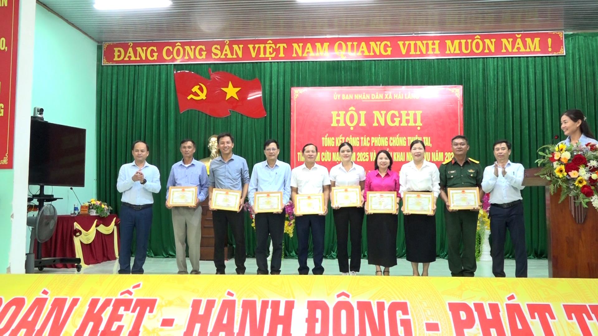 UBND xã Hải Lăng tổng kết công tác phòng chống thiên tai, tìm kiếm cứu nạn năm 2025, triển khai...