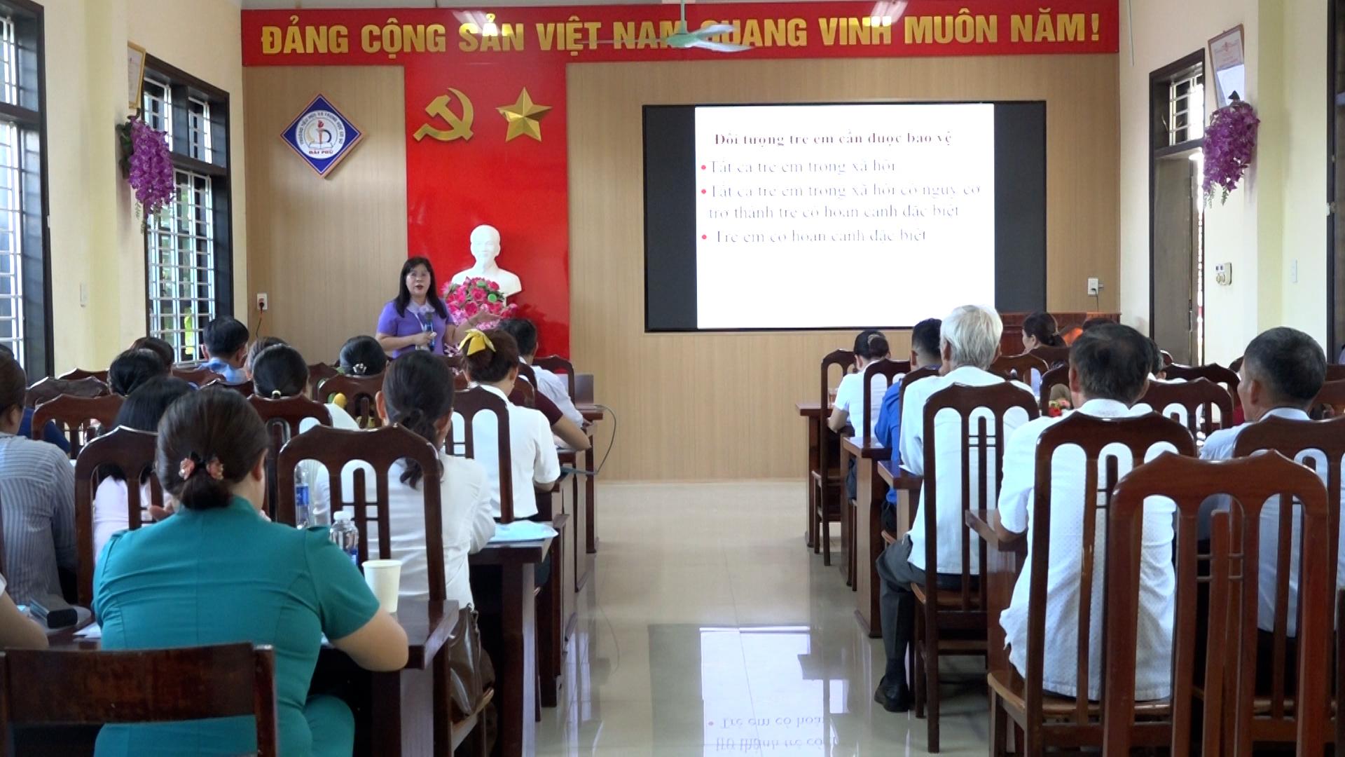 Tập huấn triển khai các quy định của pháp luật về công tác trẻ em và truyền thông phòng, chống tai...